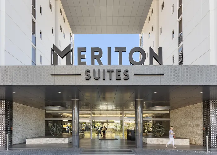 Meriton Suites Broadbeach
