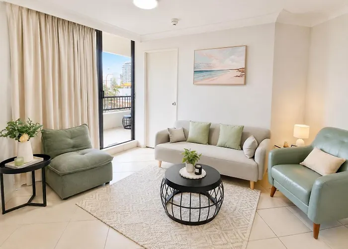 Central Surfers Paradise 2Br Pool Walk To Beach & Cavill