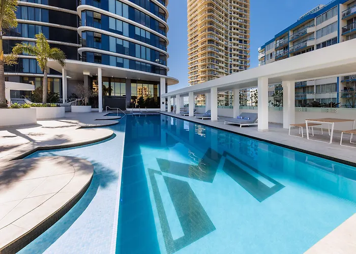 Meriton Suites Surfers Paradise
